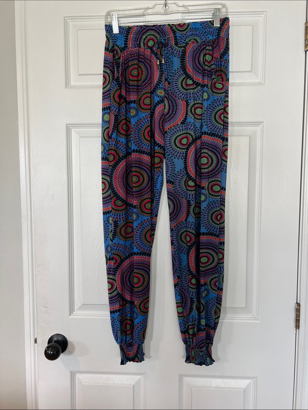 Blue Multicolor Printed Elastic Waist Jogger Pants
